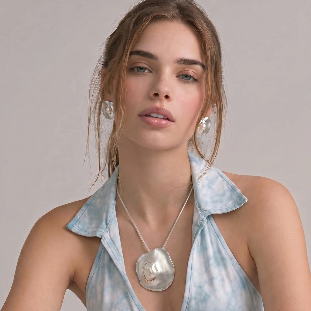 Fluid Stone Studs | The AURELINE Collection